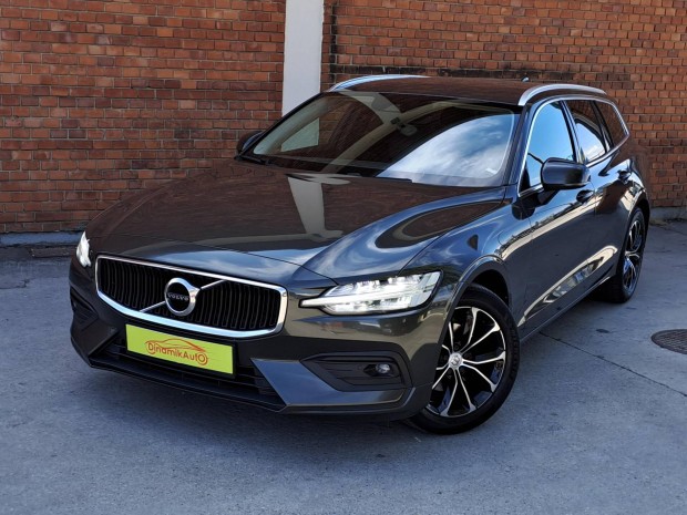 Volvo V60 2.0 D [D3] Momentum Pro Geartronic L...
